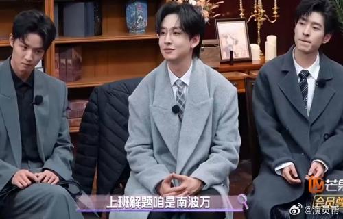 组装赛车疯狂赛车游戏技巧
